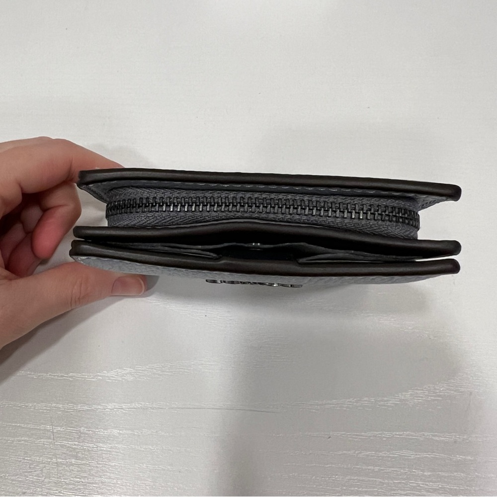 Coach Gray Snap Wallet - NWT - Picture 3 of 7
